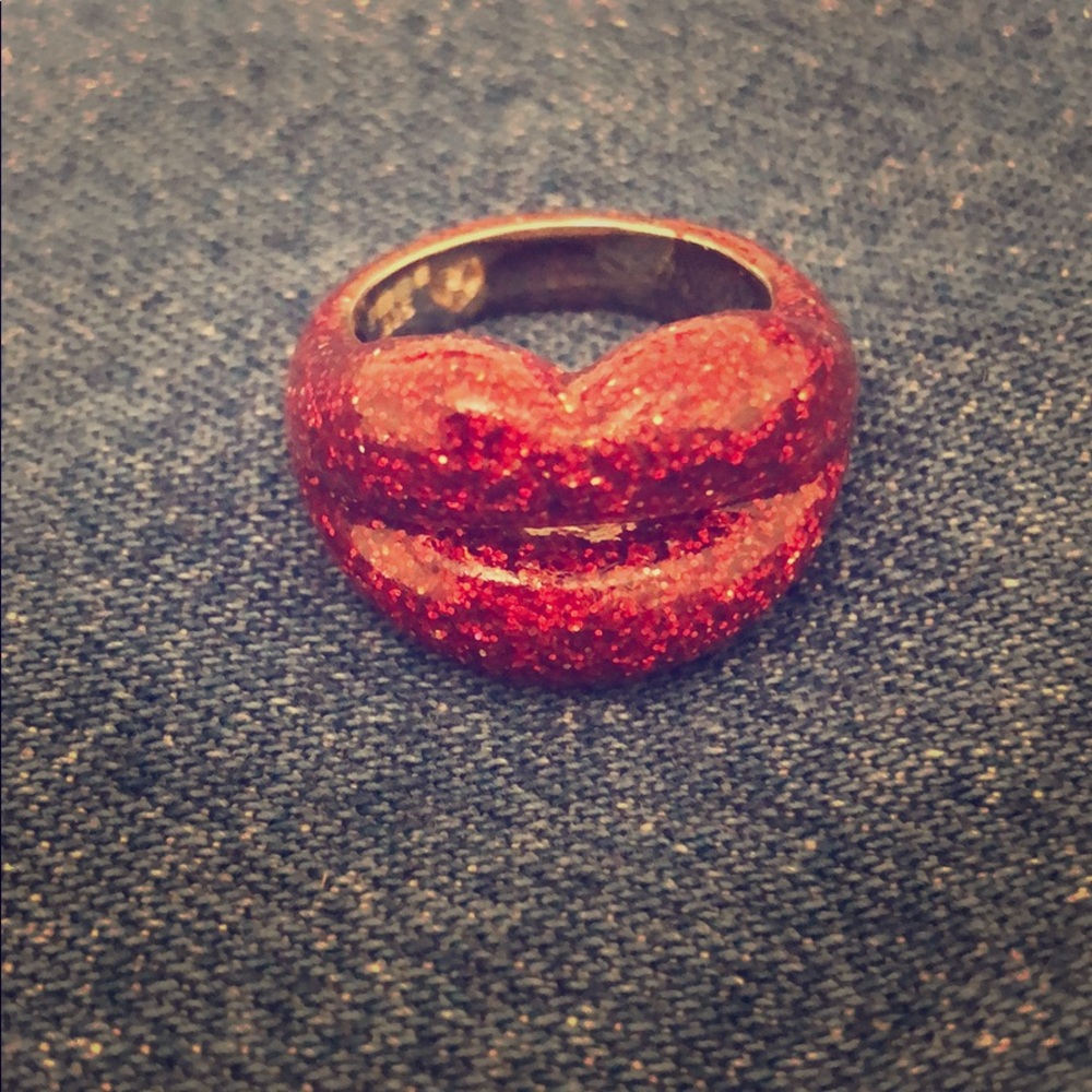 Solange Azaguary Partridge Hotlips Ring Red